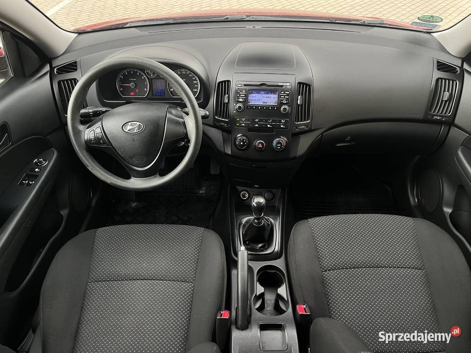 Hyundai i30 14 Benzyna Klimatyzacja Elektryka 100KM i30 Suwałki sprzedam