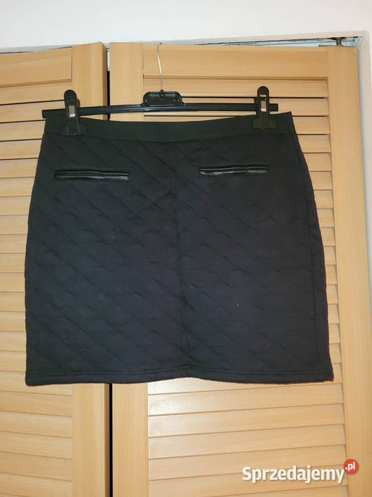 Czarna spódniczka pikowana Vero Moda Warszawa