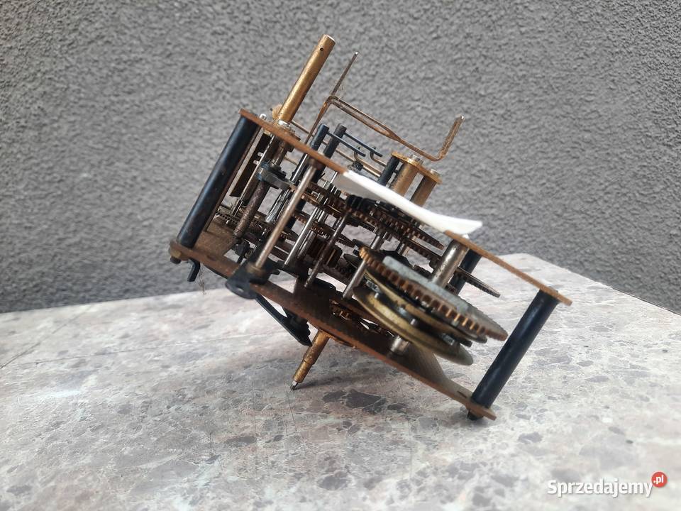 72 Mechanizm starego zegara ściennego Urgos Tczew