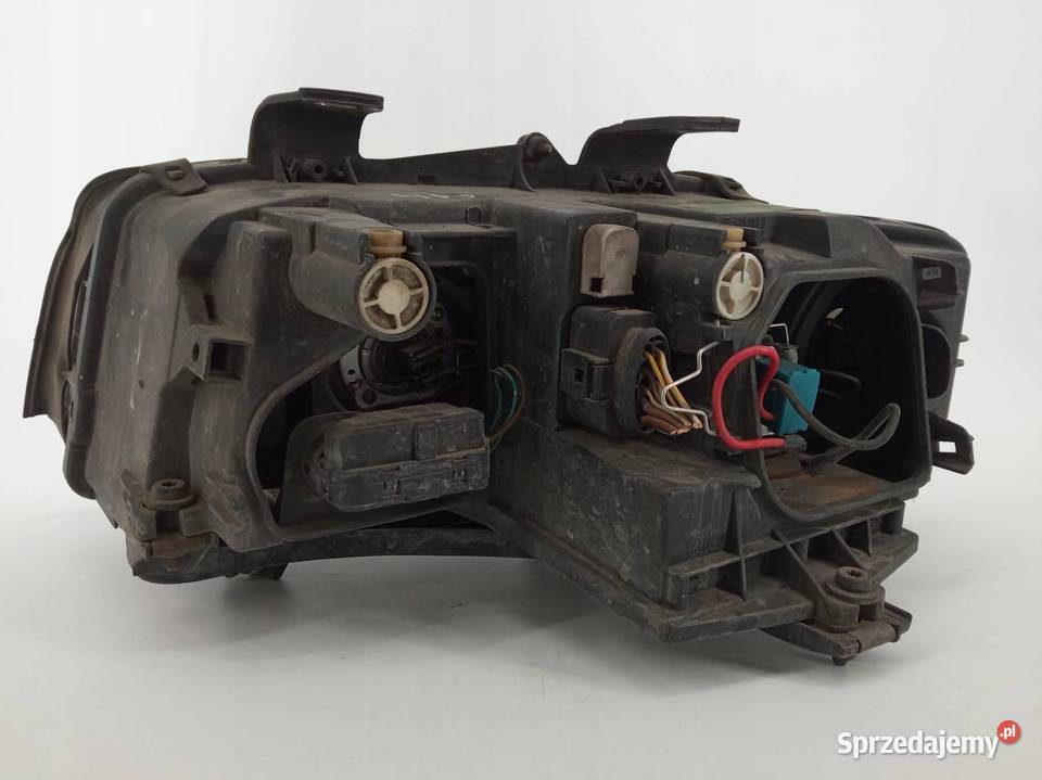 LAMPA PRZÓD PRAWA SOCZEWKA 8E0941004G Audi A4 II sprzedam