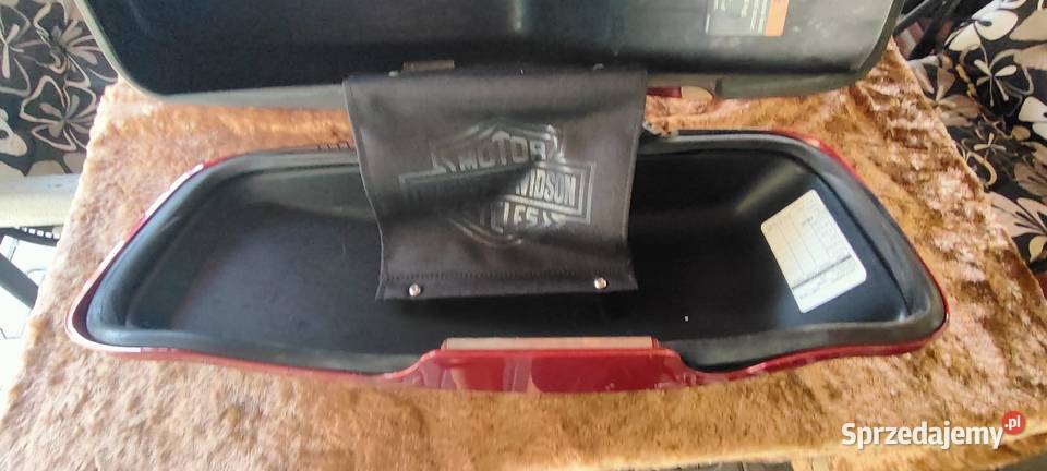 Harley Dyna FLD Switchback kufer prawy Davidson śląskie