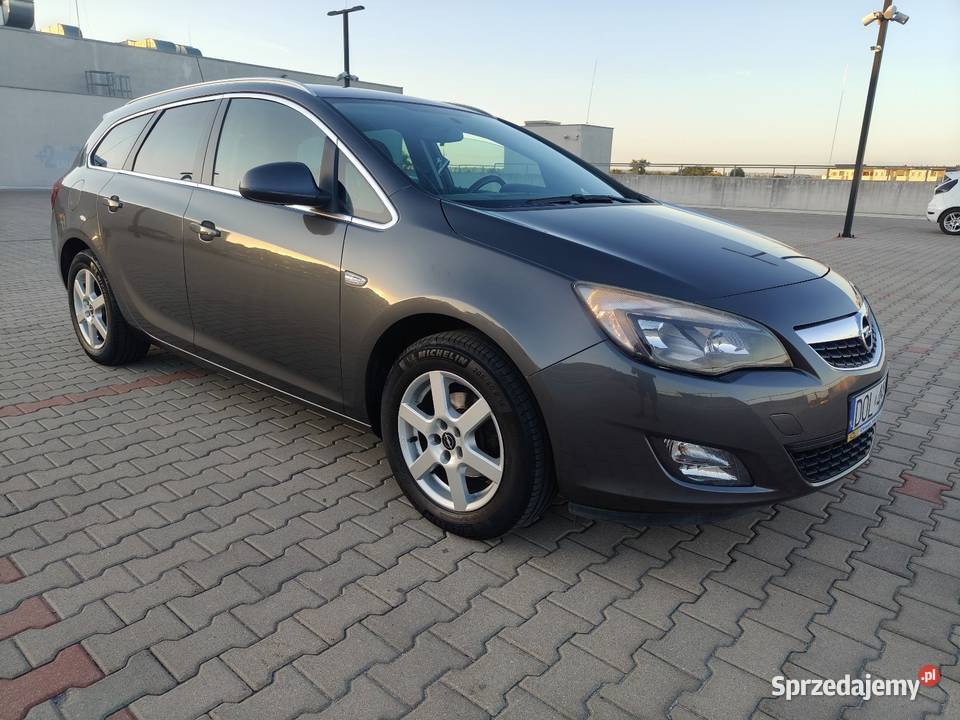 Opel Astra J Sports Tourer Kombi 14 Turbo 140 dolnośląskie Oława