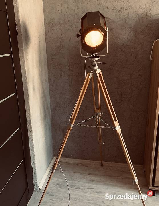 Lampa zabytek teatralny okres PRL loft Vintage
