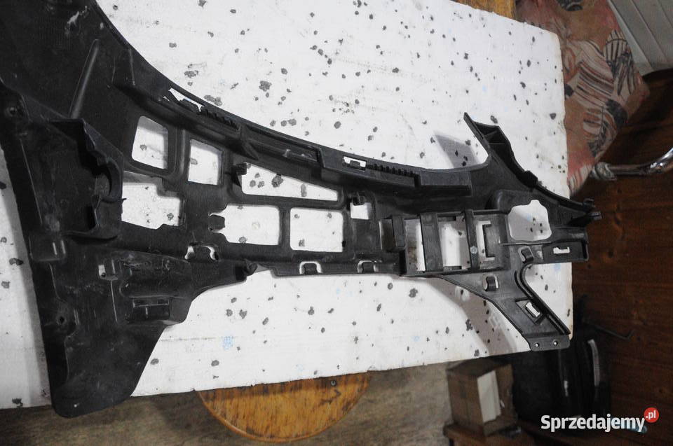 MERCEDES CKLASA ŚLIZG ZDERZAKA A2058850565 osobowe Sierakowice