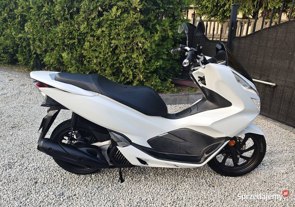 Skuter Honda PCX 125cc 2020r 6600 FULL LED ABS Honda łódzkie Łask sprzedam