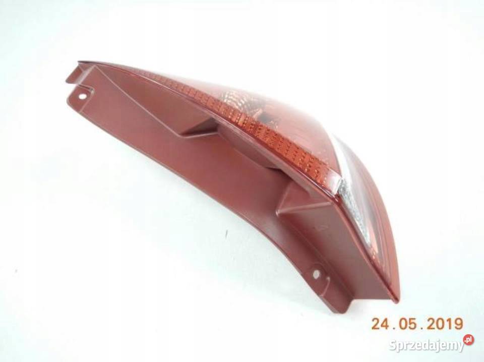 LAMPA PRAWA TYLNA TYŁ FORD FIESTA VI 0812