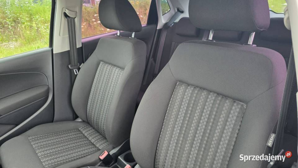 Volkswagen Polo super stan ekonomiczny V Hatchback pomorskie