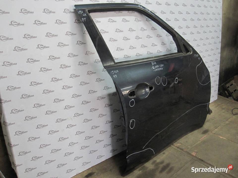 NISSAN JUKE 11r drzwi prawe przód świętokrzyskie sprzedam