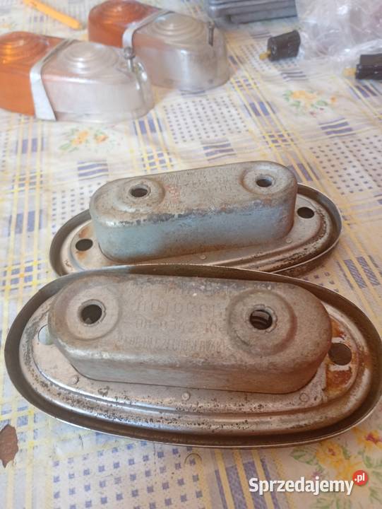 Tylne lampy stara skoda