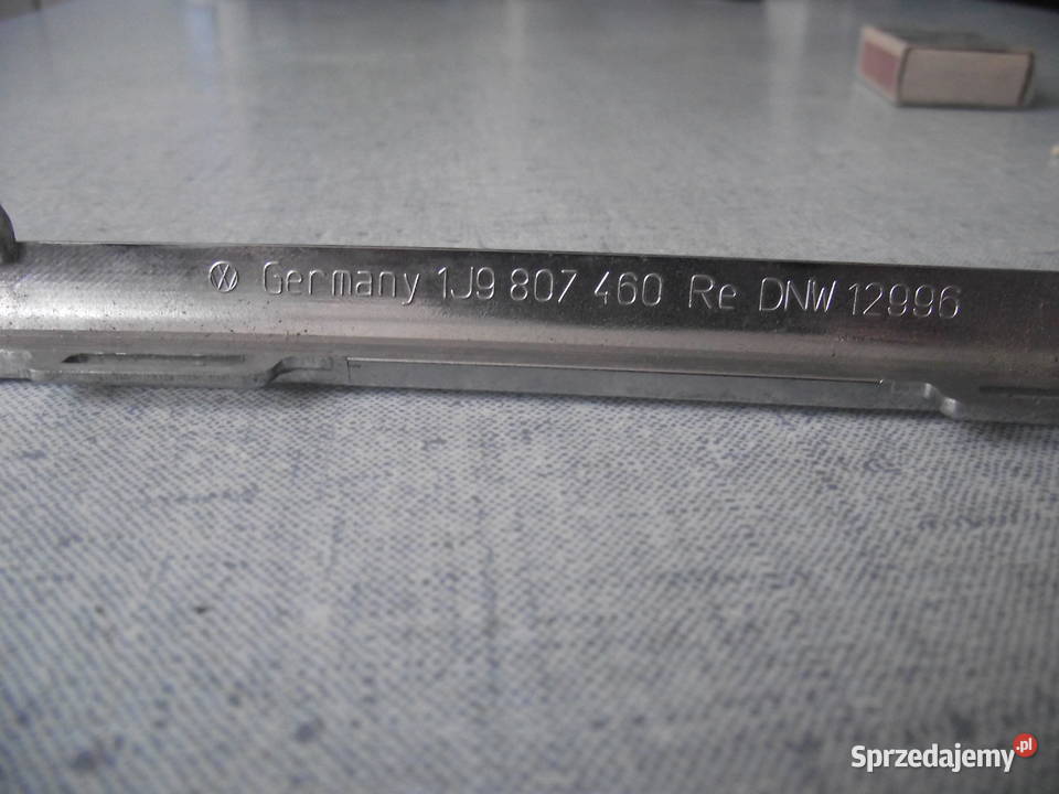 Vw Golf 4 kombi Listwa chromowa zderzaka tylnego Rok produkcji 2000 Wrocław