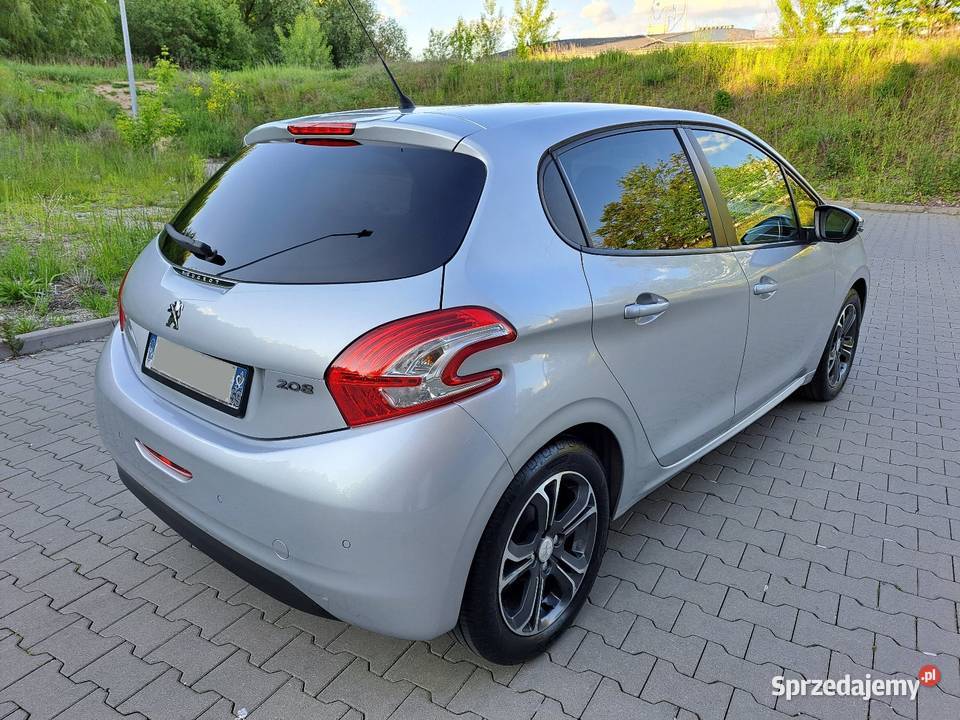 Peugeot 208 STYLE 14 HDI 158 Alu Klima Led PDC z Koziegłowy