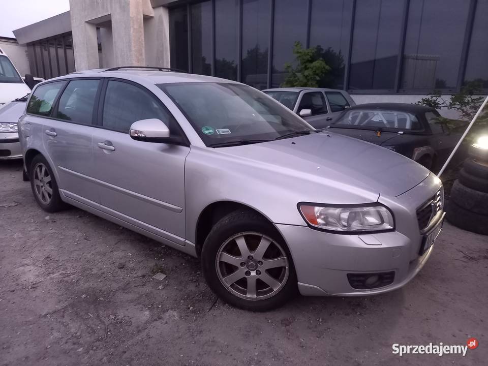 Volvo V50 2010 16 diesel lakier metallic