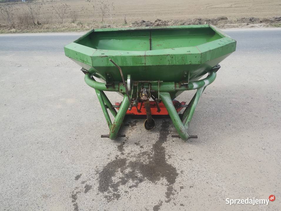 Rozsiewacz amazone 800 Rucewo sprzedam