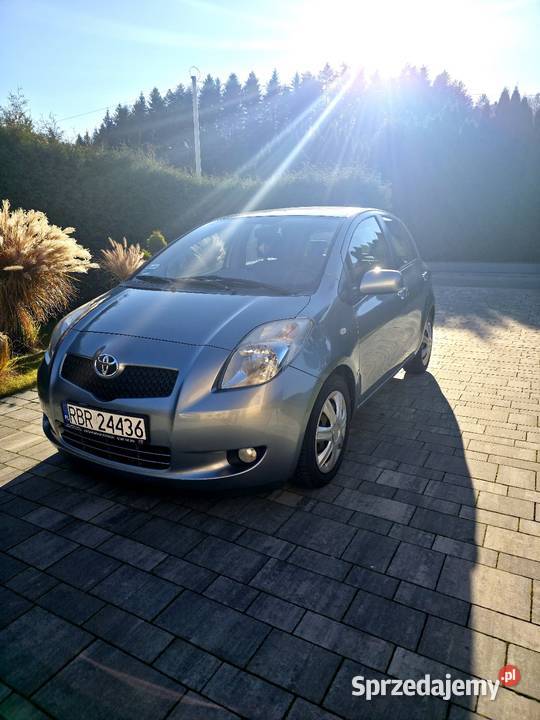 Sprzedam Toyotę Yaris II 13 benzyna Mały Jasienica Rosielna
