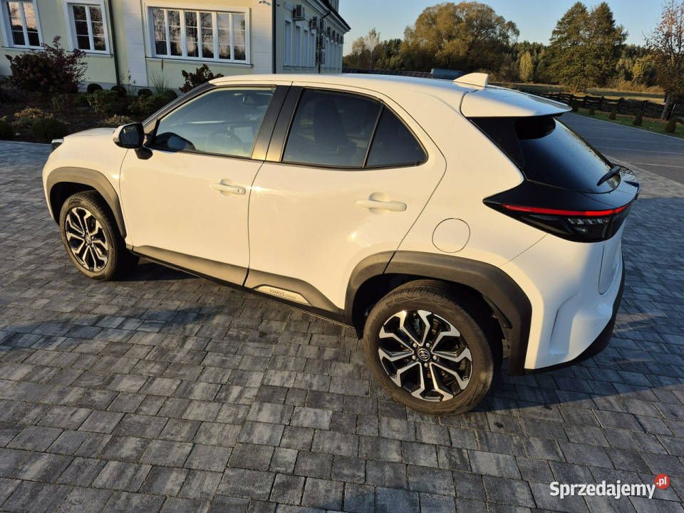 Toyota Yaris Cross 15 hybryd full led Drelów