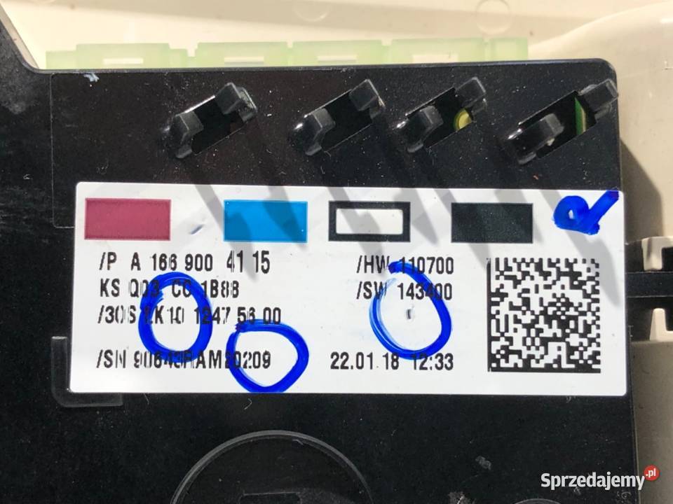 LAMPA SUFITOWA MERCEDES GLE 1669004115 SUV 1518