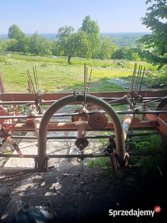 Sprzedam zagrabiarkę nieuszkodzony Zamarski sprzedam