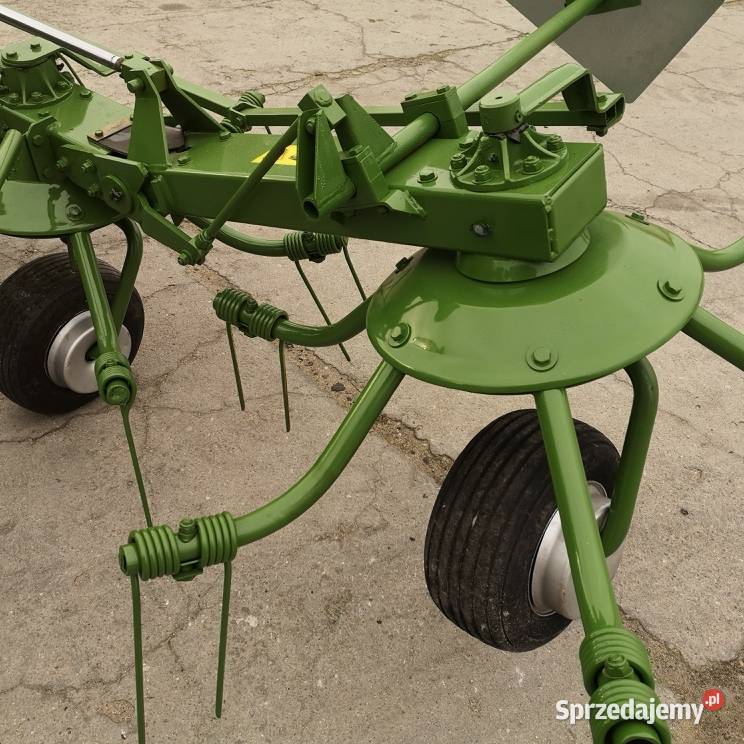 Przetrząsarka KRONE 6706 wielkopolskie Środa Wielkopolska