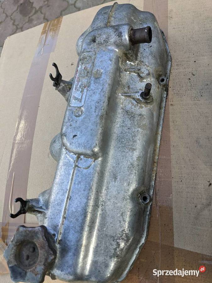 Polonez 1500 FSO Borewicz pokrywa głowicy 1500 Stalowa Wola