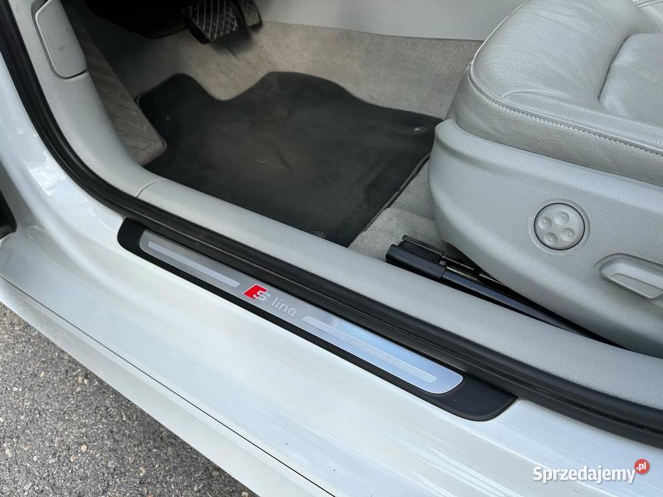 Audi A3 SLine 4x4 lakier biała perła felgi 19 napęd 4x4 Jawornik