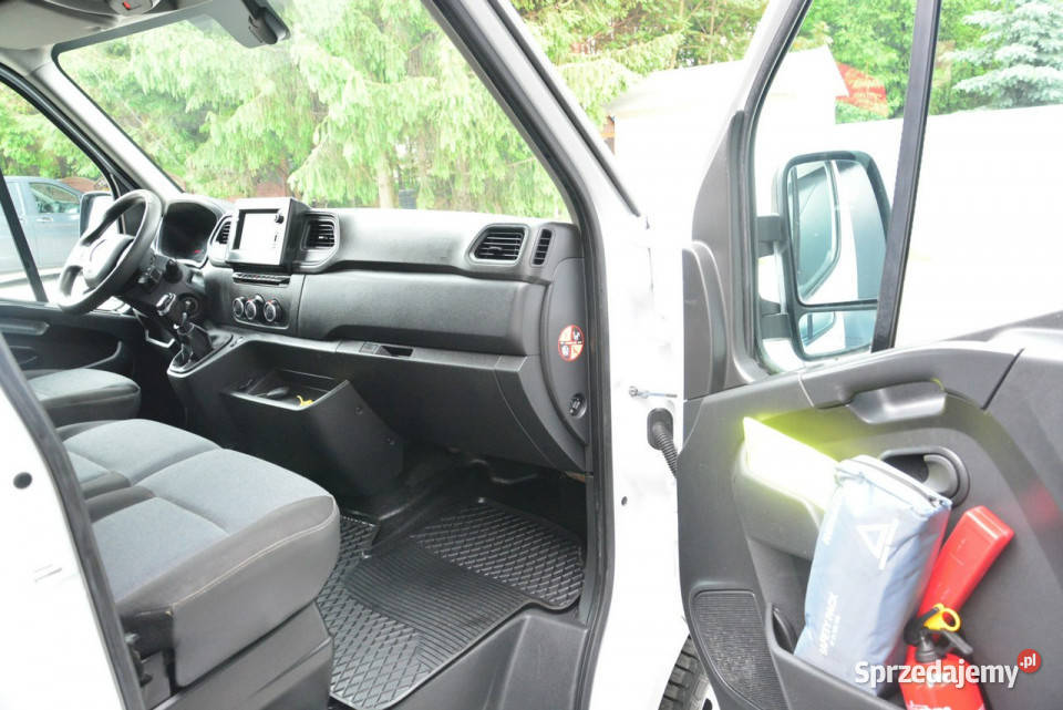 Renault Master średniak 7 osobowy brygadówka 150 manualna