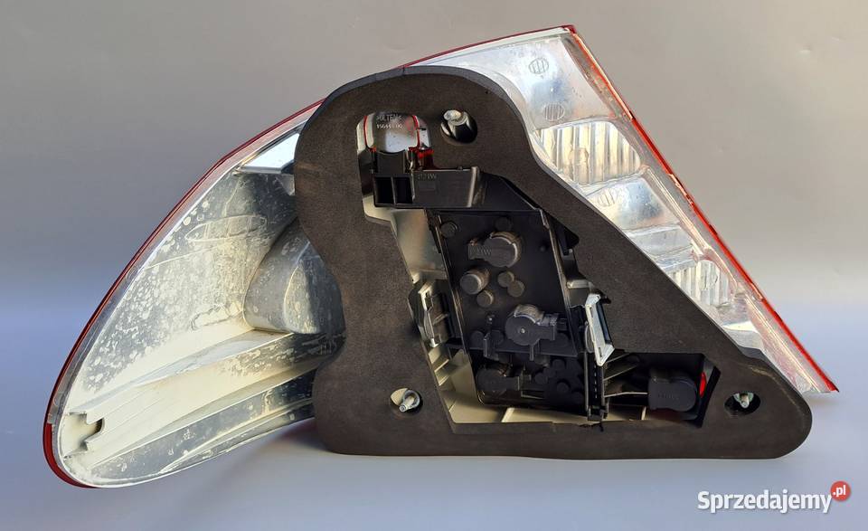 Lampa Tylna Prawa Mercedes CLK C209 A209 HELLA Mielęcin