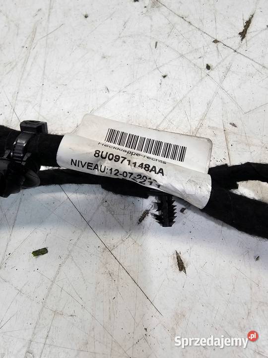 WIĄZKA KLAPY BAGAŻNIKA ELEKTRYCZNA AUDI Q3 8U Przystajń