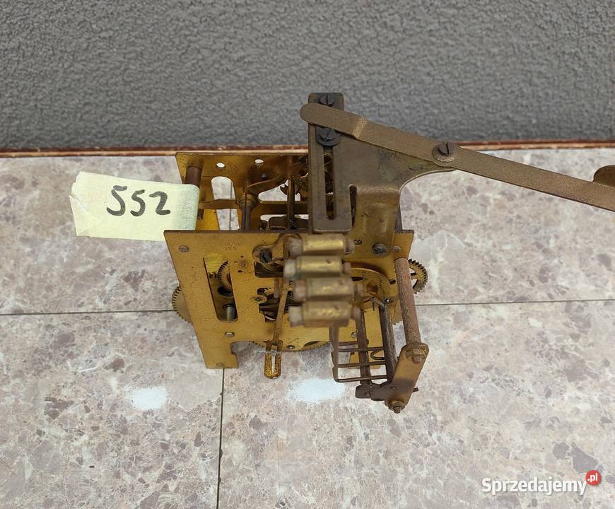 552 Mechanizm starego zegara ściennego HAU pomorskie Tczew