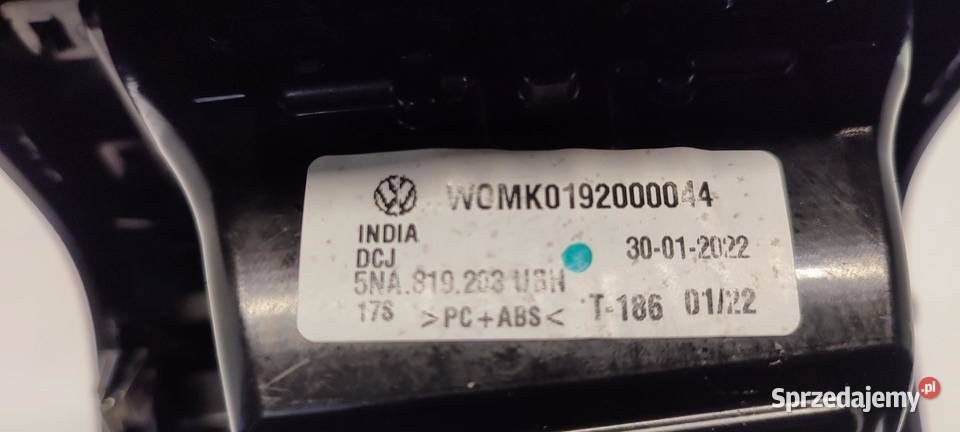 VW TIGUAN KRATKA TUNELU 5NA864298L 5NA819203 sprzedam