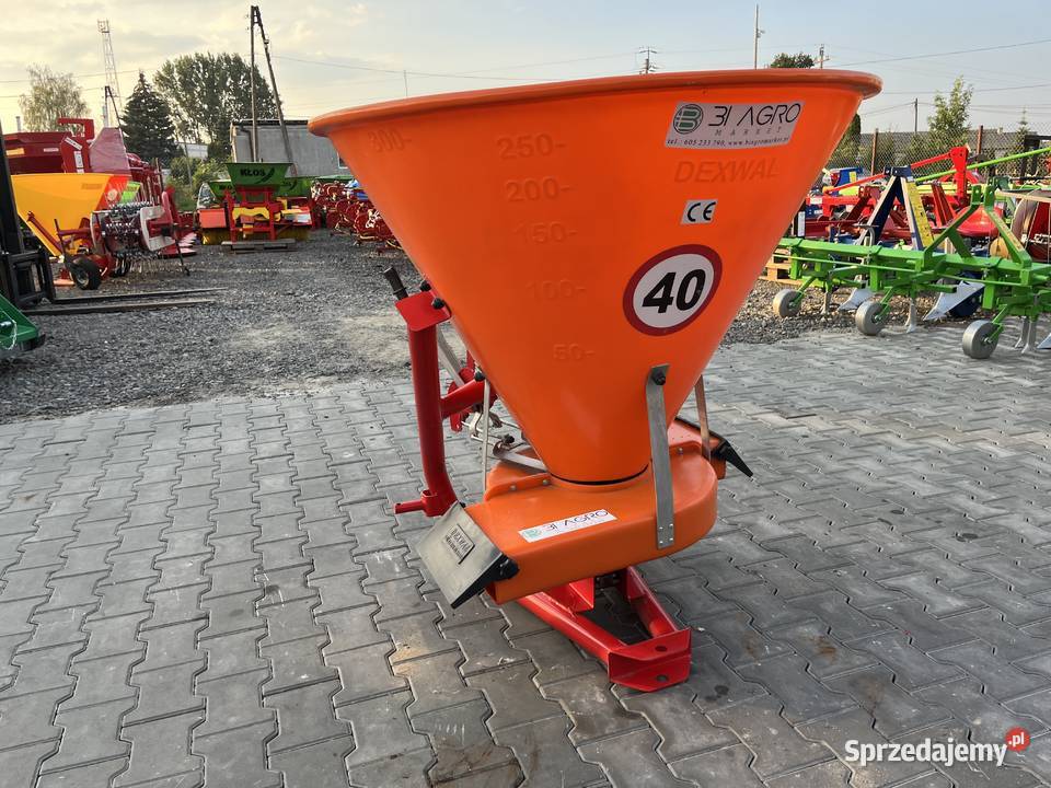 Rozsiewacz nawozów lejek 300 Ryki sprzedam