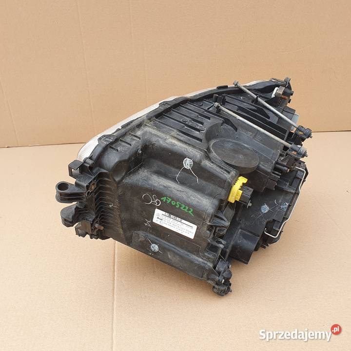 MERCEDES ANTOS AROCS LAMPA PRAWA REFLEKTOR PRAWY sprzedam