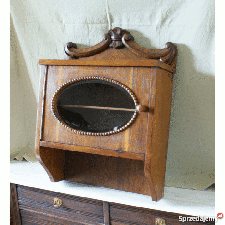 Przepiękna szafeczka wisząca z kryształową szybą Skórzewo