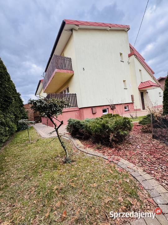 Dom wolnostojący z garażem i piwnica mazowieckie