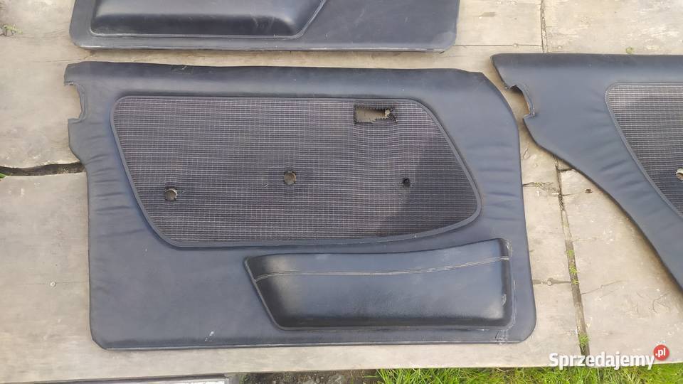Mercedes W123 Boczki drzwi czarne 3 seria Łagiewniki