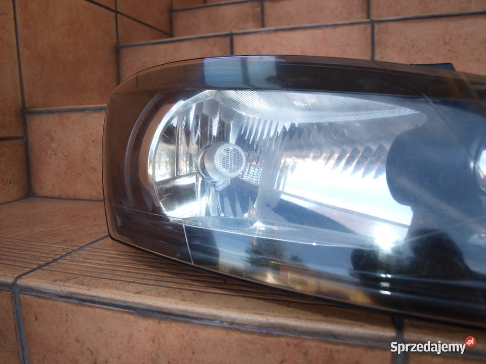 VW Polo lampa prawa przód 2009 2017r europa Kalisz