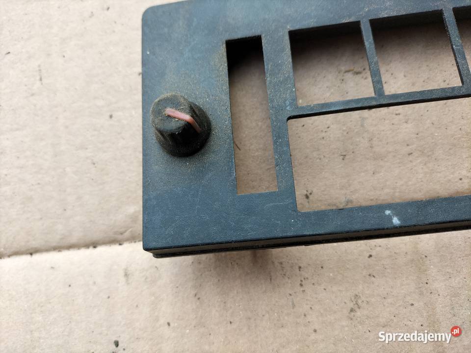 RAMKA PANELU NAWIEWU MODULO MMI VW GOLF 4 BORA osobowe