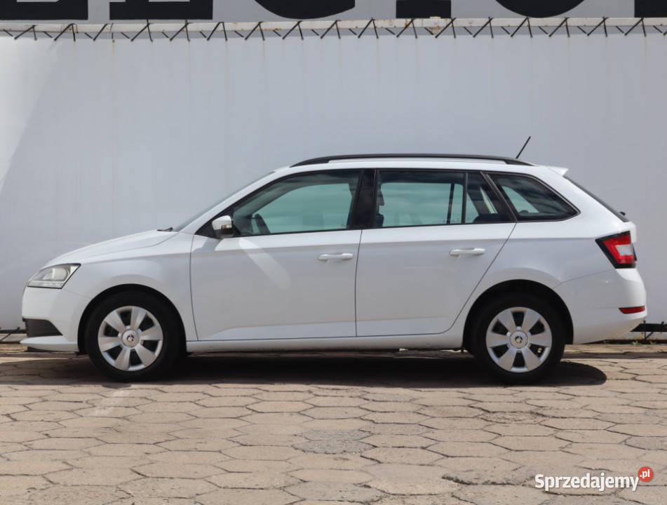 Skoda Fabia 10 TSI ABS sprzedam