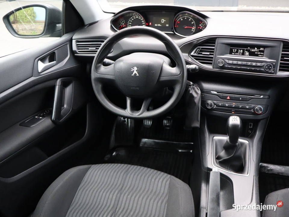Peugeot 308 12 PureTech śląskie