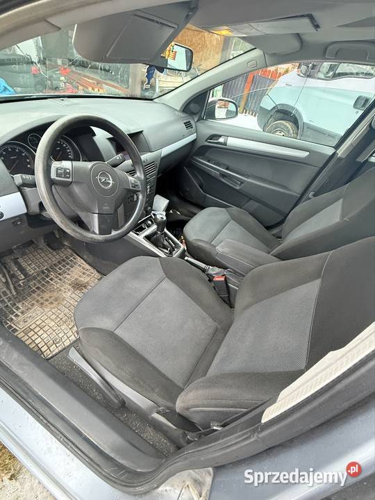 Astra h 16 lpg klima manualna