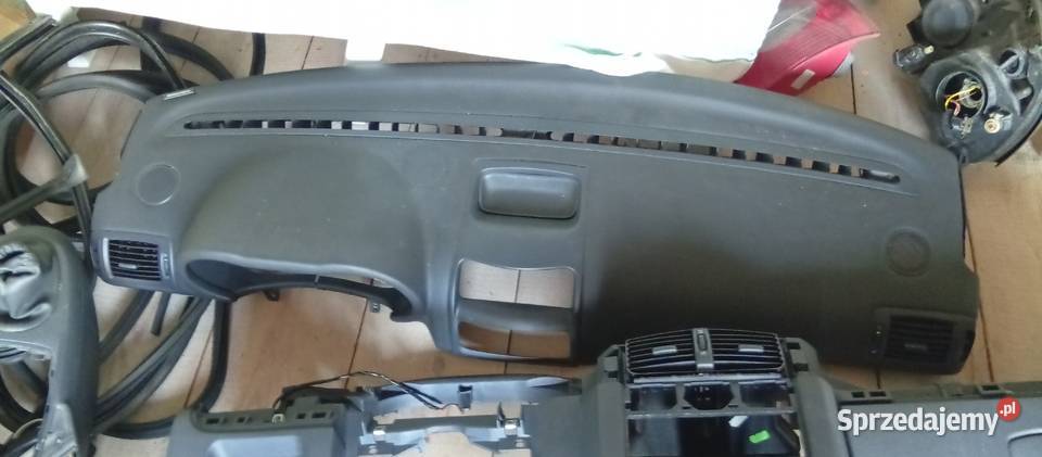 konsola deska kokpit RENAULT CLIO 2 Brzeg