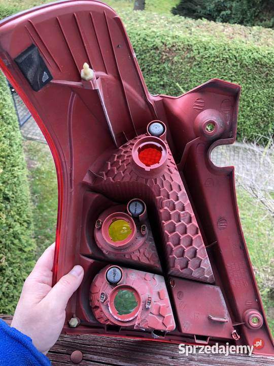 SUZUKI SWIFT MK6 LIFT LAMPA PRAWA TYŁ 5696S1R śląskie Kozy