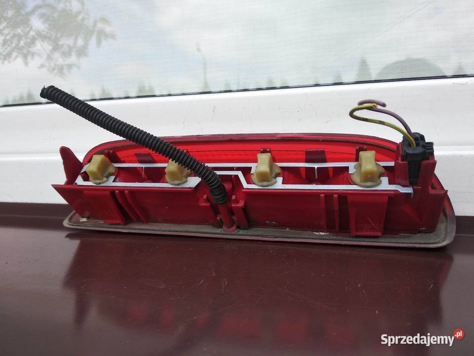 Peugeot 307 SW kombi trzecia lampa stop w klapę Sieradz