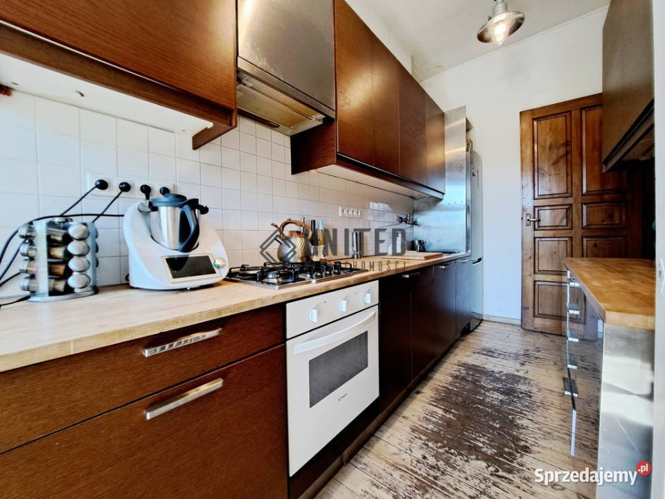 Placu Grunwaldzkiego Balkon x2Piwnica Wrocław