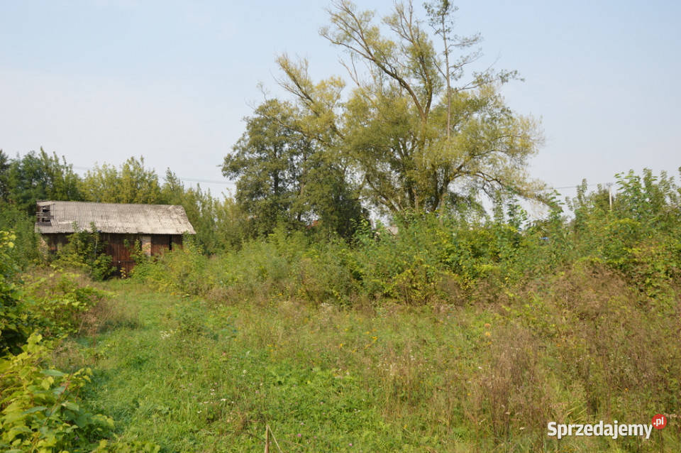 Działka budowlana Urzędów centrum 25 a