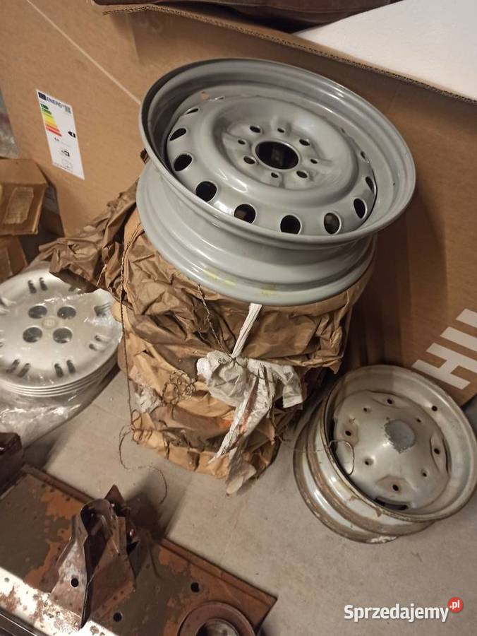 Nowe fabryczne felgi 13 Fiat 126p oryginalne podkarpackie Mielec sprzedam