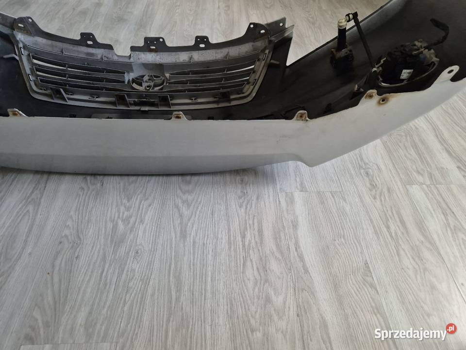 Zderzak przedni Toyota Rav 4 III lift