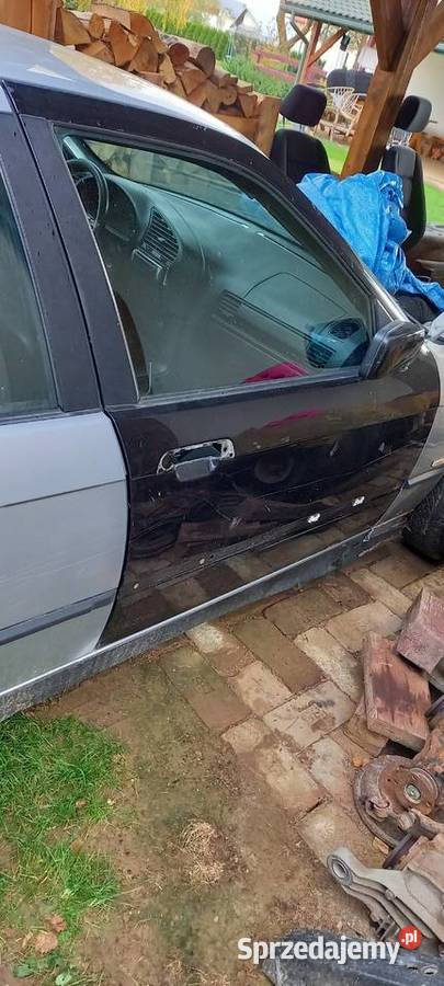 BMW E36 Kombi drzwi tył przód podkarpackie Brzozów