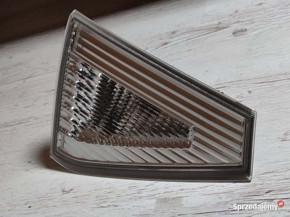 Lampa Tył lewa biała przeciwmgłowe JDM Subaru Skoczów