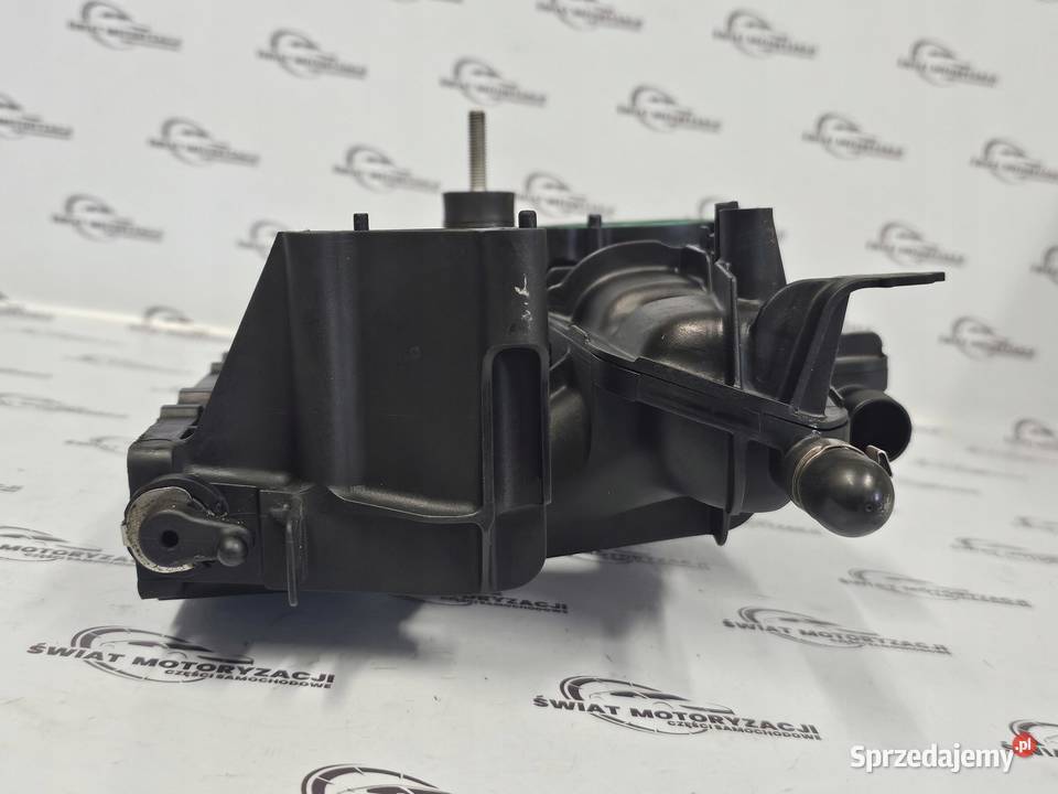 AUDI A4 B7 20 TFSI BWE 200 kolektor ssący osobowe świętokrzyskie