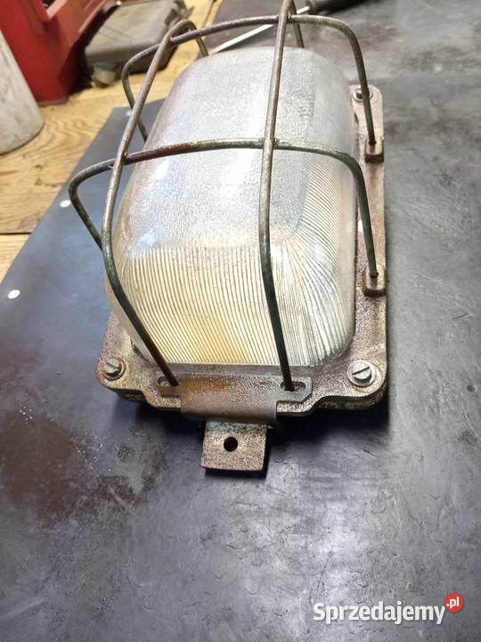 Lampa prl ip55 nieużywana podkarpackie Stalowa Wola